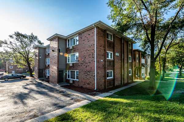 14031 S School St property